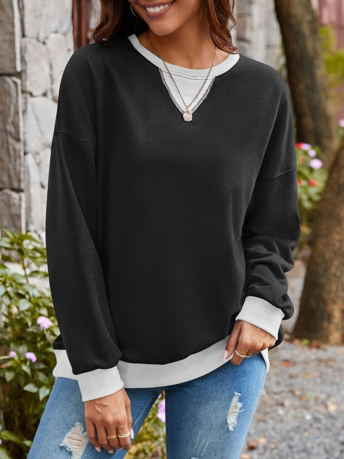 Lovelet Contrast Round Neck Long Sleeve Sweatshirt