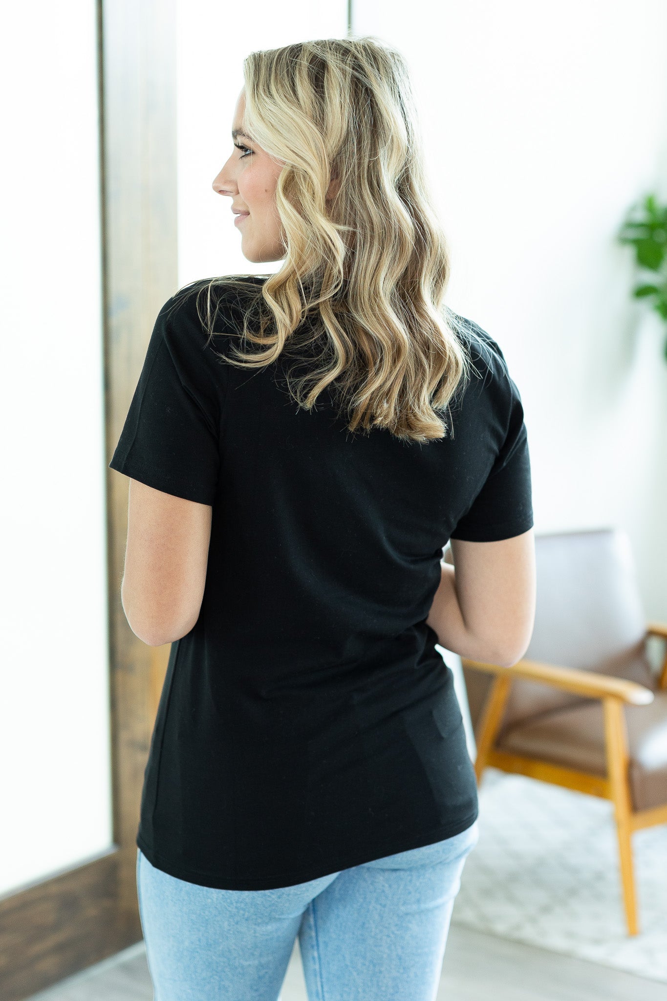 IN STOCK Olivia Tee - Black | Women's Short Sleeve