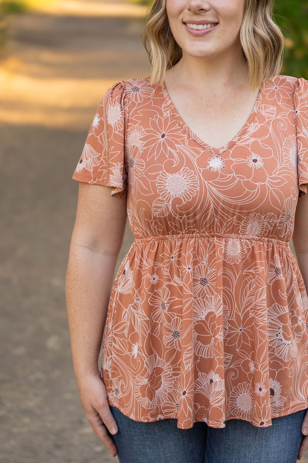 IN STOCK Emery Ruffle Top - Cocoa Floral | Women's Blouse